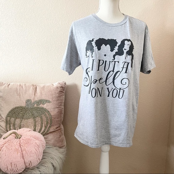 3/30 Hocus pocus tshirt large - Picture 5 of 6